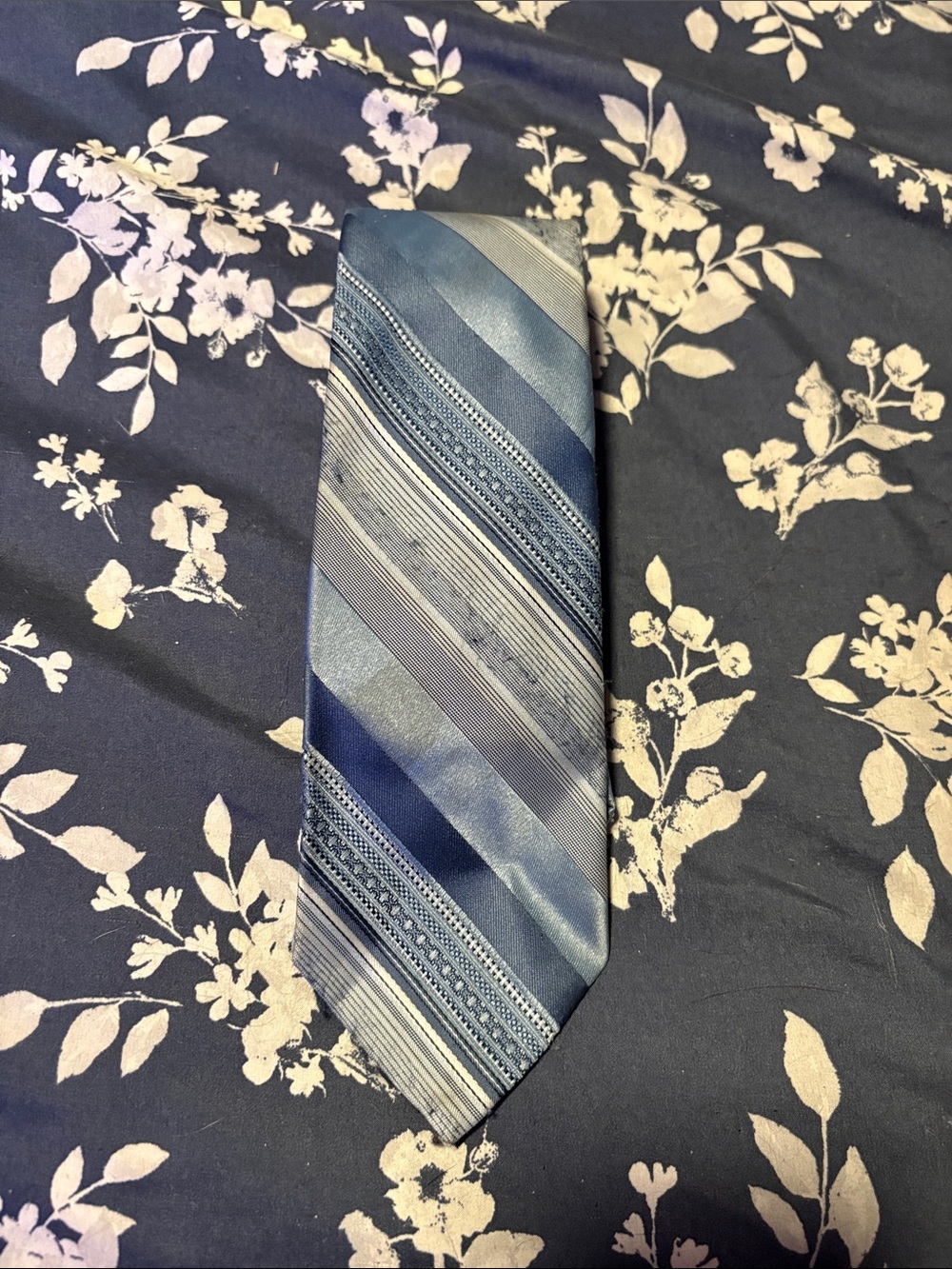 Blue Striped Men's Dress Tie - Polished Professional Look